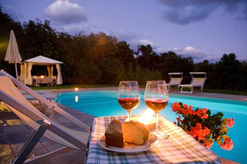 Villa Liz Tuscany, Private Pool, Hot Tub, Property Fenced, Pets Allowed 포피 외부 사진